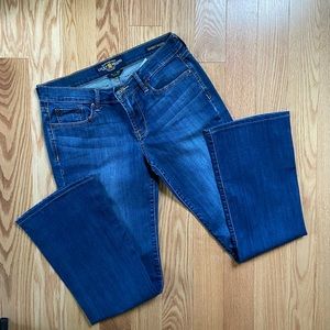 Lucky Brand Women’s Bootcut Jeans; Size 6